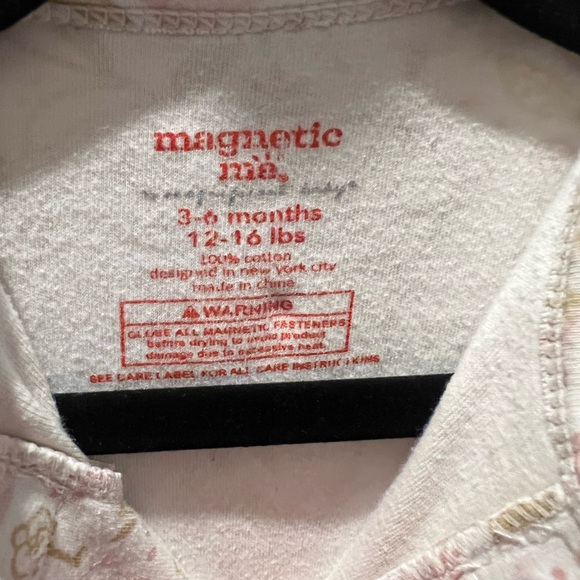 Magnetic Me Footie - Picture 3 of 3